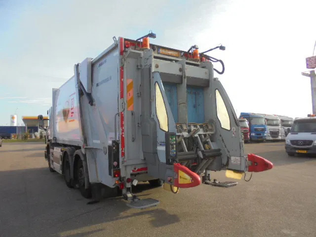 Scania P310 6x2 RETARDER NL TRUCK - Benne à ordures ménagères: photos 5 Scania P310 6x2 RETARDER NL TRUCK - Benne à ordures ménagères: photos 5