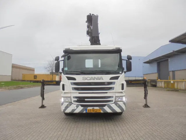 Scania P370 8X2 HAAK + KRAAN NL TRUCK LOW KM - Camion ampliroll, Camion grue: photos 2 Scania P370 8X2 HAAK + KRAAN NL TRUCK LOW KM - Camion ampliroll, Camion grue: photos 2