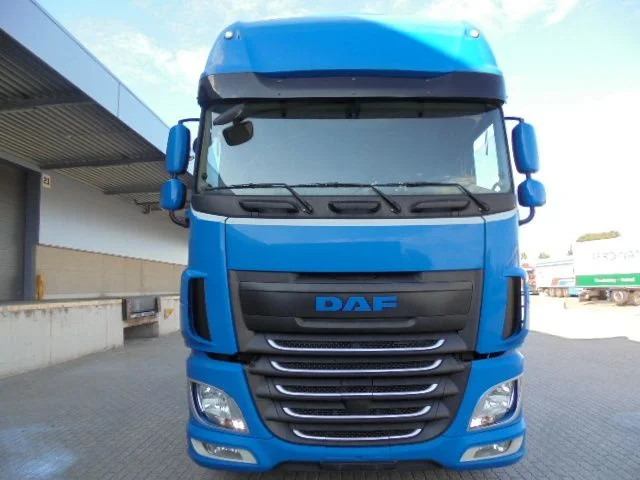 DAF XF 106.460 - Tracteur routier: photos 2 DAF XF 106.460 - Tracteur routier: photos 2