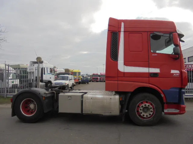 DAF XF 440 ADR+ COMPRESSOR NL TRUCK - Tracteur routier: photos 4 DAF XF 440 ADR+ COMPRESSOR NL TRUCK - Tracteur routier: photos 4