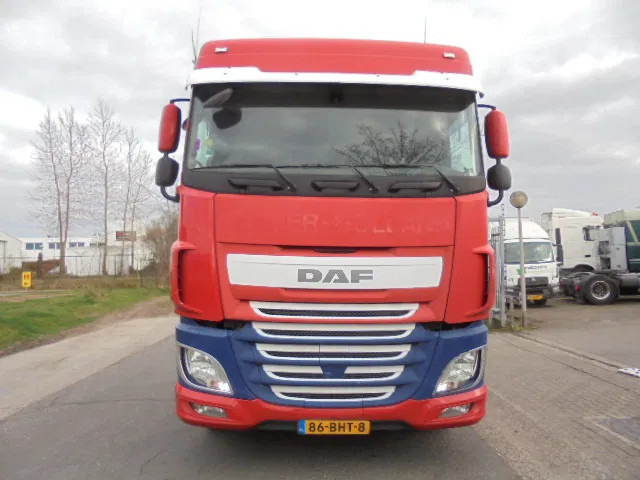 DAF XF 440 ADR+ COMPRESSOR NL TRUCK - Tracteur routier: photos 2 DAF XF 440 ADR+ COMPRESSOR NL TRUCK - Tracteur routier: photos 2