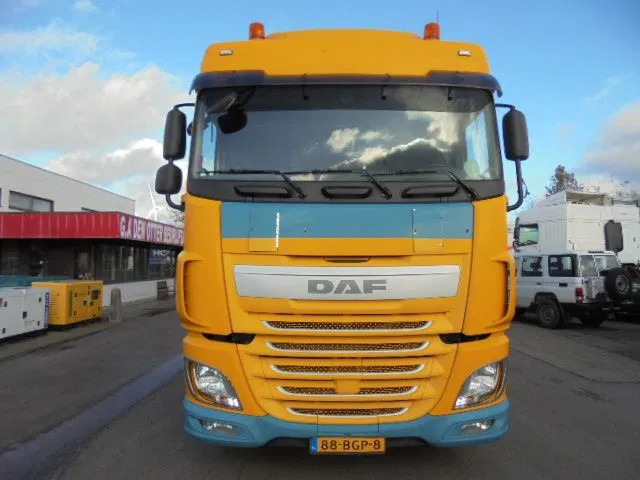DAF XF 440 - Tracteur routier: photos 2 DAF XF 440 - Tracteur routier: photos 2