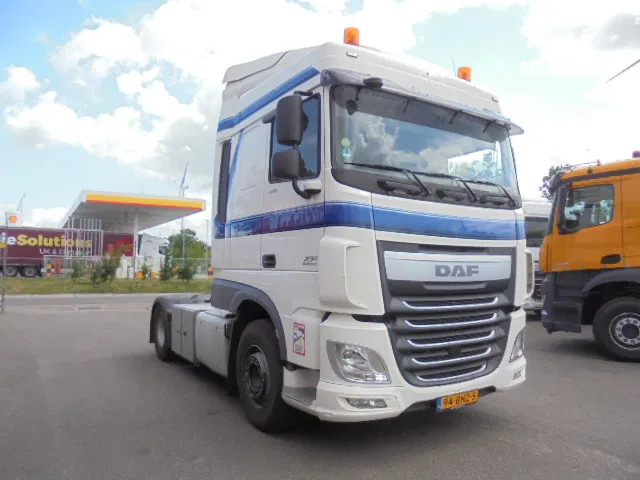DAF XF 440 NL TRUCK - Tracteur routier: photos 3 DAF XF 440 NL TRUCK - Tracteur routier: photos 3