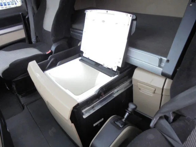 Tracteur routier MAN TGA 18.480 XXL LLS-U SMART TACHO NL TRUCK 16X IN STOCK: photos 13