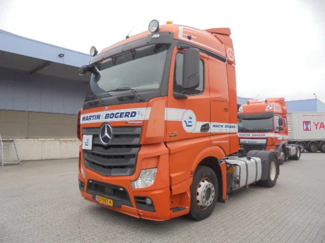 Mercedes-Benz Actros 1842 NL TRUCK APK 07-26 - Tracteur routier: photos 1 Mercedes-Benz Actros 1842 NL TRUCK APK 07-26 - Tracteur routier: photos 1