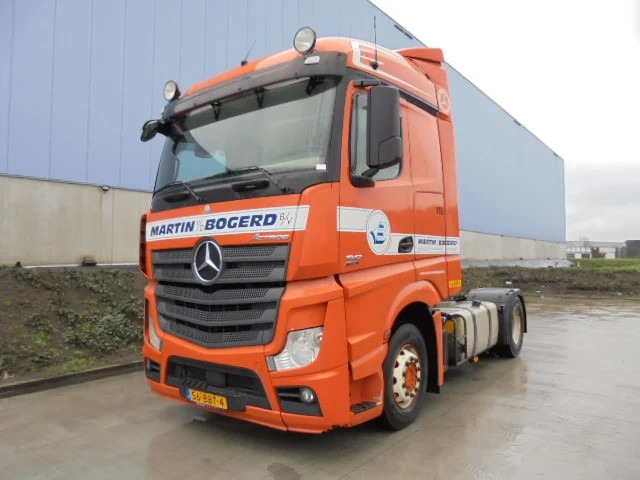 Mercedes-Benz Actros - Tracteur routier: photos 1 Mercedes-Benz Actros - Tracteur routier: photos 1