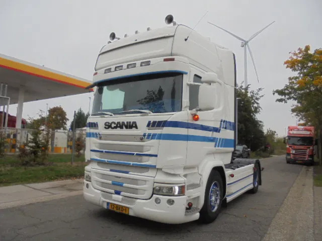 Scania R450 STREAMLINE + RETARDER NL TRUCK - Tracteur routier: photos 1 Scania R450 STREAMLINE + RETARDER NL TRUCK - Tracteur routier: photos 1