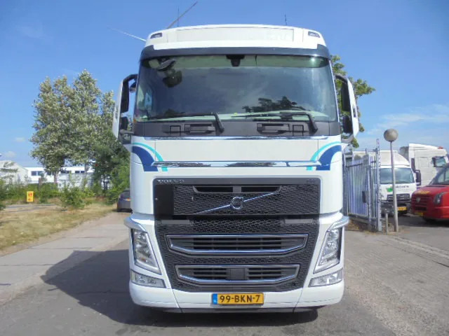 Volvo FH 420 NL TRUCK - Tracteur routier: photos 2 Volvo FH 420 NL TRUCK - Tracteur routier: photos 2