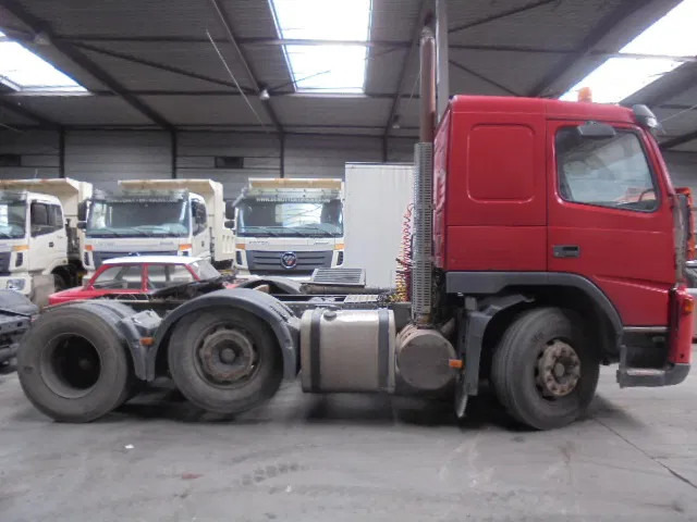 Volvo FM 380 ENGINE NOT OK ONLY PARTS - Tracteur routier: photos 4 Volvo FM 380 ENGINE NOT OK ONLY PARTS - Tracteur routier: photos 4