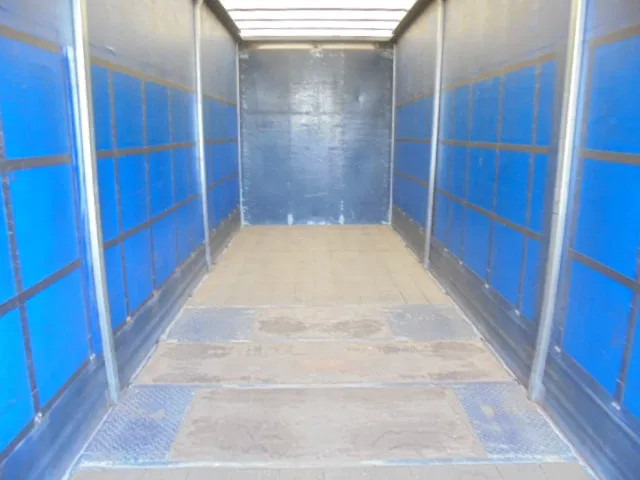 Volvo FH 460 6X2 NL TRUCK - Camion à rideaux coulissants: photos 5 Volvo FH 460 6X2 NL TRUCK - Camion à rideaux coulissants: photos 5