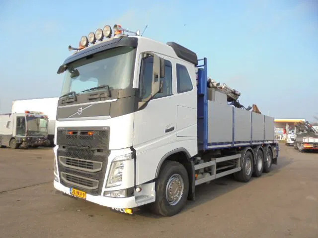 Volvo FH 460 FH 460 8X2 NL TRUCK APK-TUV GEKEURD 10-10-2026 - Camion grue: photos 4 Volvo FH 460 FH 460 8X2 NL TRUCK APK-TUV GEKEURD 10-10-2026 - Camion grue: photos 4