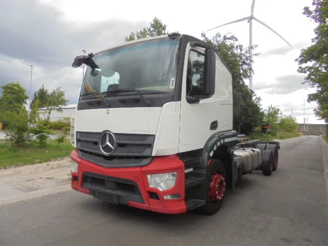 Actros 2340 LL 6X2 - Camion porte-voitures: photos 1 Actros 2340 LL 6X2 - Camion porte-voitures: photos 1