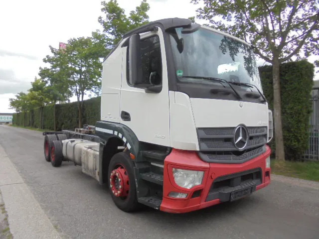 Actros 2340 LL 6X2 - Camion porte-voitures: photos 3 Actros 2340 LL 6X2 - Camion porte-voitures: photos 3