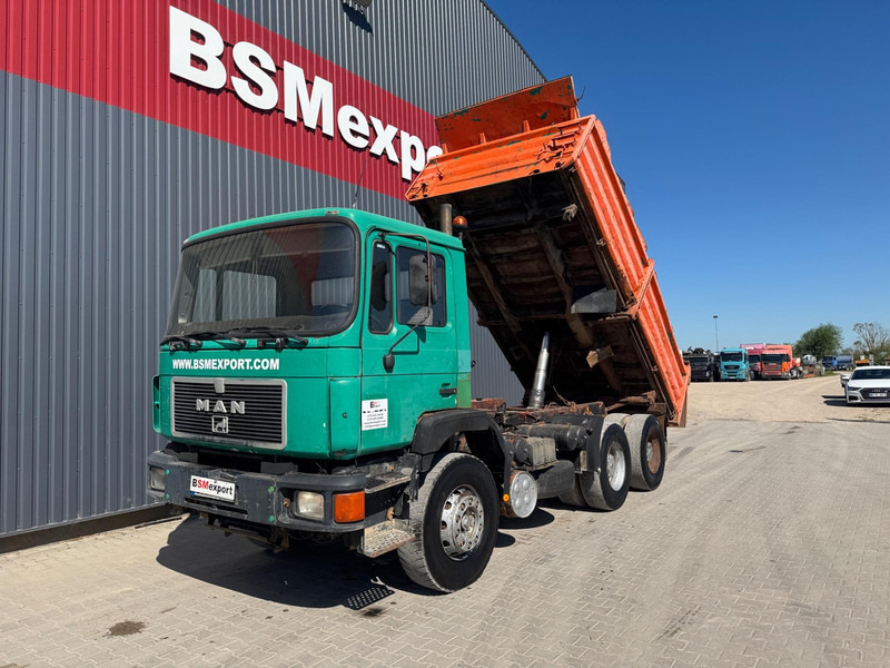 MAN 26.302 - Camion benne: photos 5 MAN 26.302 - Camion benne: photos 5