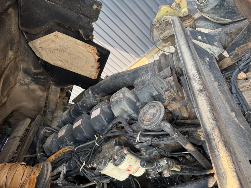 Camion benne MAN 27.314, 6x6: photos 17