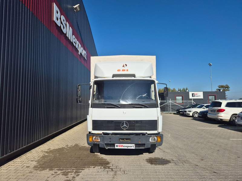 Mercedes-Benz 814 - Camion à rideaux coulissants: photos 2 Mercedes-Benz 814 - Camion à rideaux coulissants: photos 2