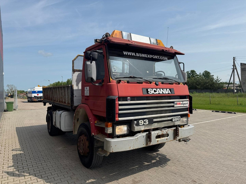 Scania 93, 4x4 - Camion benne: photos 3 Scania 93, 4x4 - Camion benne: photos 3
