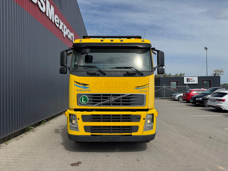 Volvo FH 12 +Hiab 220-5 + Remote control - Tracteur routier: photos 2 Volvo FH 12 +Hiab 220-5 + Remote control - Tracteur routier: photos 2