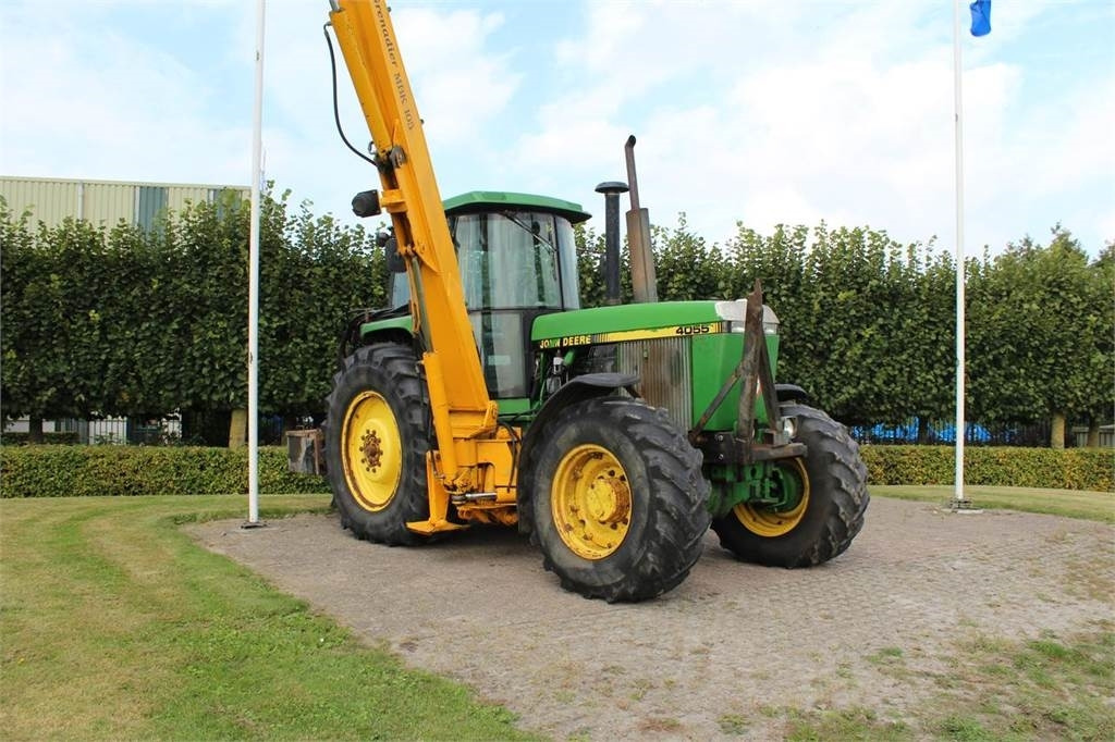 John Deere 4055 - Tracteur agricole: photos 2 John Deere 4055 - Tracteur agricole: photos 2