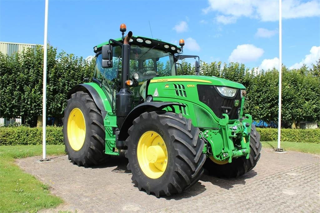 John Deere 6155R - Tracteur agricole: photos 1 John Deere 6155R - Tracteur agricole: photos 1