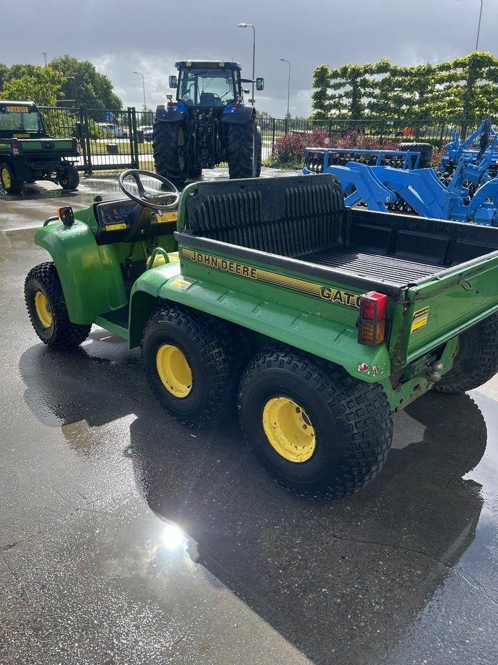 John Deere 6x4 Gator - Quadricycle: photos 4 John Deere 6x4 Gator - Quadricycle: photos 4