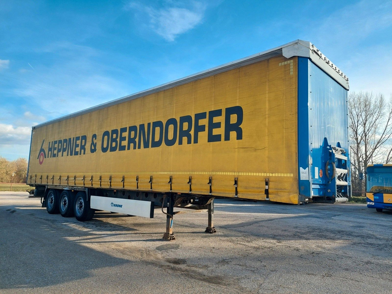 Krone SD Standard Coil Mulde lenkbare Hinterachse - Semi-remorque rideaux coulissants: photos 2 Krone SD Standard Coil Mulde lenkbare Hinterachse - Semi-remorque rideaux coulissants: photos 2