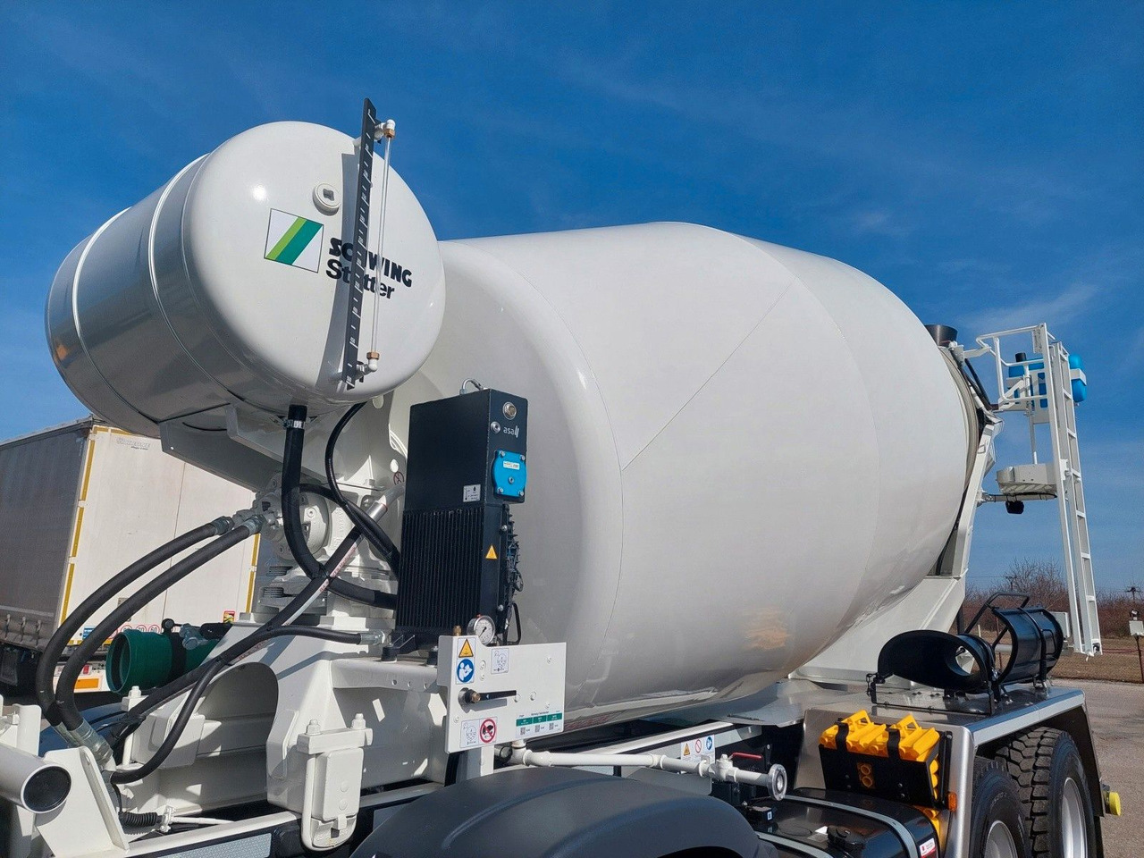 MAN TGS 32.440 8x4 BB CH Stetter 9 m³ - Camion malaxeur: photos 5 MAN TGS 32.440 8x4 BB CH Stetter 9 m³ - Camion malaxeur: photos 5