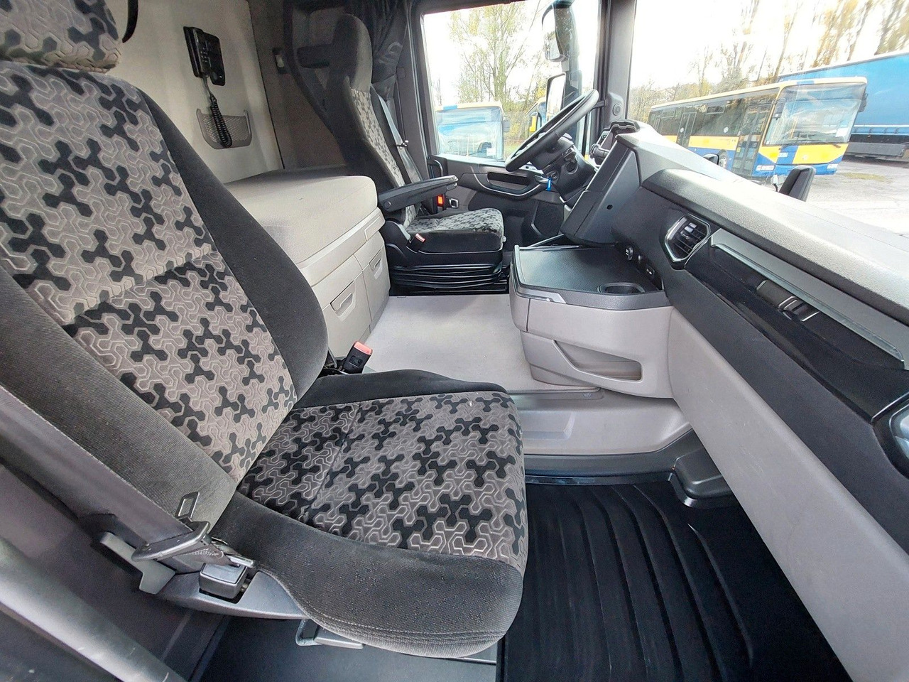 Tracteur routier Scania R450 A4X2NB Luft/Luft Hydraulik: photos 21