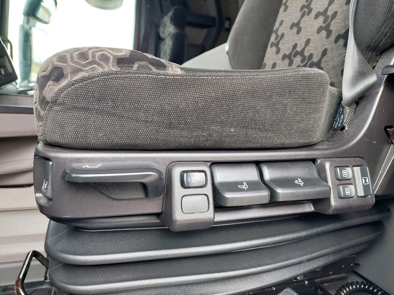 Tracteur routier Scania R450 A4X2NB Luft/Luft Hydraulik: photos 46