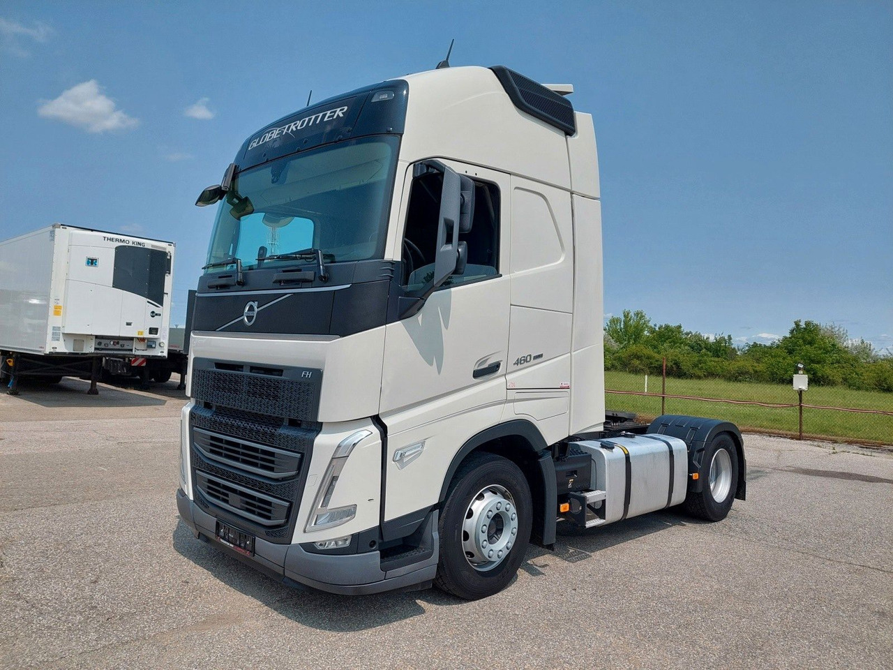 Volvo FH 13 Globetrotter XL 460 I-SAVE - Tracteur routier: photos 1 Volvo FH 13 Globetrotter XL 460 I-SAVE - Tracteur routier: photos 1
