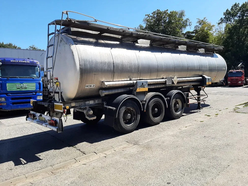 BSL 25000L INOX TANK - IDEAL FOR WATER/ENGRAIS LIQUIDE - 5 UNITS - Semi-remorque citerne: photos 3 BSL 25000L INOX TANK - IDEAL FOR WATER/ENGRAIS LIQUIDE - 5 UNITS - Semi-remorque citerne: photos 3