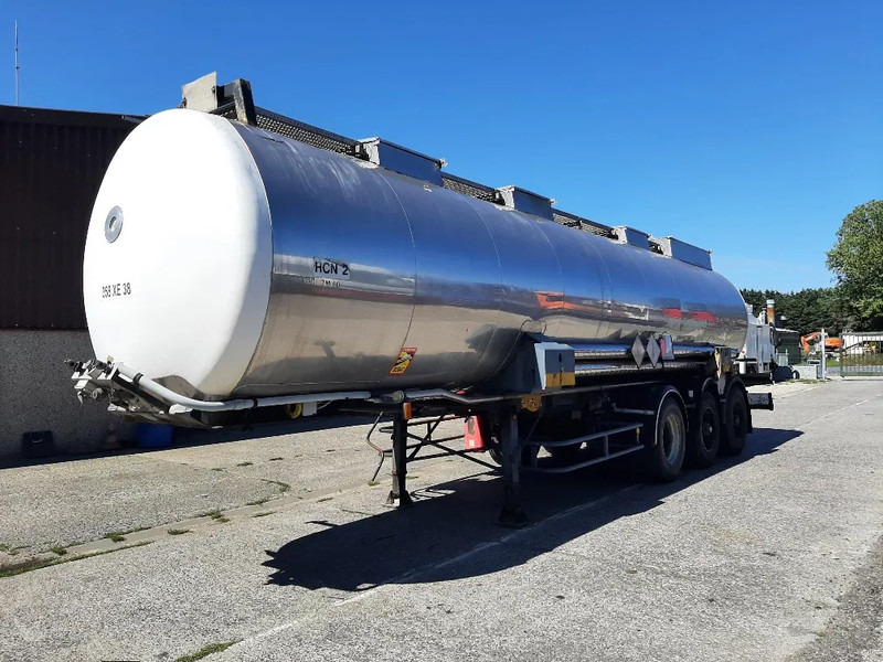 BSL 25000L INOX TANK - IDEAL FOR WATER/ENGRAIS LIQUIDE - 5 UNITS - Semi-remorque citerne: photos 1 BSL 25000L INOX TANK - IDEAL FOR WATER/ENGRAIS LIQUIDE - 5 UNITS - Semi-remorque citerne: photos 1