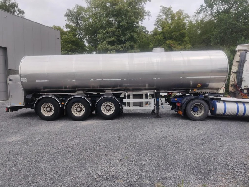 ETA TANK FOR MILK / WATER - 29000 L - STAINLESS STEEL/INOX - Semi-remorque citerne: photos 4 ETA TANK FOR MILK / WATER - 29000 L - STAINLESS STEEL/INOX - Semi-remorque citerne: photos 4