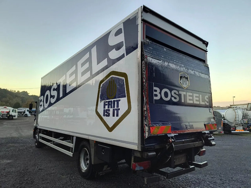 MAN TGM 18.250 2 COMPARTMENTS - 2000KG TAIL LIFT - PROBLEM COOLING UNIT - crédit-bail MAN TGM 18.250 2 COMPARTMENTS - 2000KG TAIL LIFT - PROBLEM COOLING UNIT: photos 7 MAN TGM 18.250 2 COMPARTMENTS - 2000KG TAIL LIFT - PROBLEM COOLING UNIT - crédit-bail MAN TGM 18.250 2 COMPARTMENTS - 2000KG TAIL LIFT - PROBLEM COOLING UNIT: photos 7