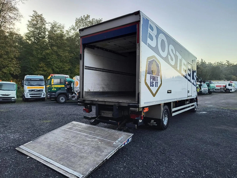 MAN TGM 18.250 2 COMPARTMENTS - 2000KG TAIL LIFT - PROBLEM COOLING UNIT - crédit-bail MAN TGM 18.250 2 COMPARTMENTS - 2000KG TAIL LIFT - PROBLEM COOLING UNIT: photos 15 MAN TGM 18.250 2 COMPARTMENTS - 2000KG TAIL LIFT - PROBLEM COOLING UNIT - crédit-bail MAN TGM 18.250 2 COMPARTMENTS - 2000KG TAIL LIFT - PROBLEM COOLING UNIT: photos 15