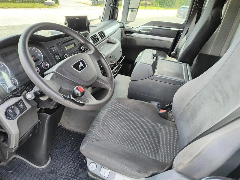 Camion citerne pour transport de la nourriture MAN TGS 33.440 ECOVRAC 8X4 - RETARDER: photos 9 Camion citerne pour transport de la nourriture MAN TGS 33.440 ECOVRAC 8X4 - RETARDER: photos 9