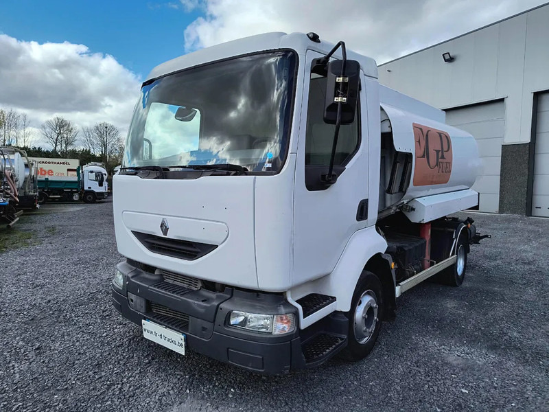 Renault Midlum 220 8000L FUEL / CARBURANT TANK - 3 COMP/ A LAMES - Camion citerne: photos 1 Renault Midlum 220 8000L FUEL / CARBURANT TANK - 3 COMP/ A LAMES - Camion citerne: photos 1