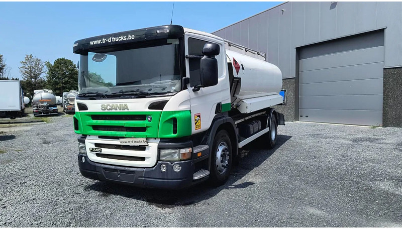 Scania P340 MAGYAR TANK - 14000L -RETARDER-SPRINGSUSPENSION - Camion citerne: photos 1 Scania P340 MAGYAR TANK - 14000L -RETARDER-SPRINGSUSPENSION - Camion citerne: photos 1