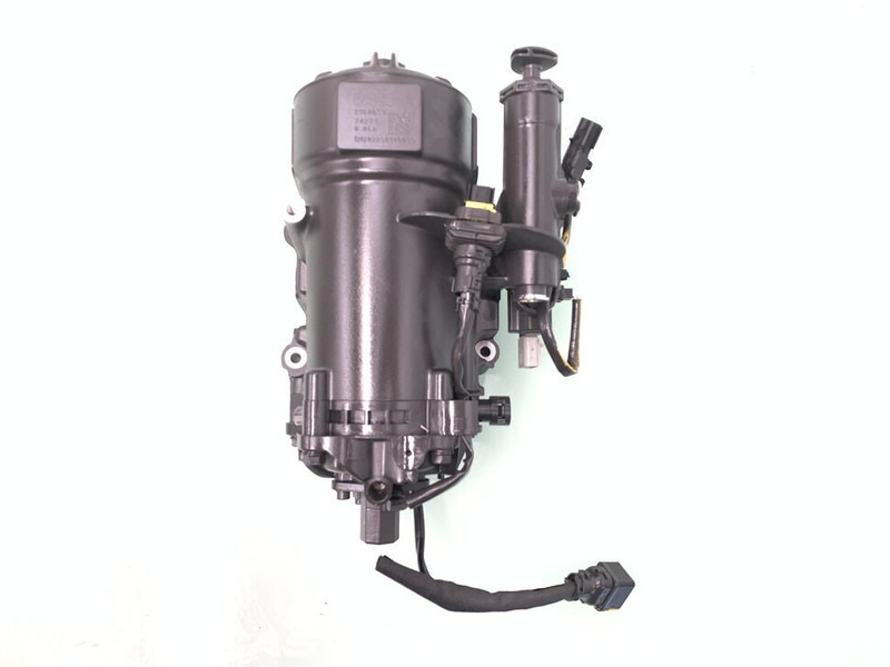 DAF Brandstoffilterhuis DAF 1951941 - Filtre à carburant pour Camion: photos 1 DAF Brandstoffilterhuis DAF 1951941 - Filtre à carburant pour Camion: photos 1