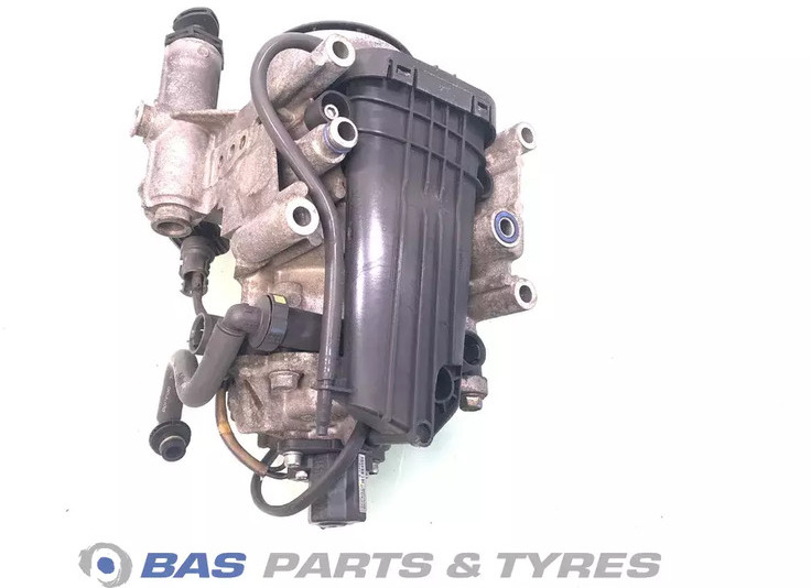 DAF Brandstoffilterhuis DAF 1951941 - Filtre à carburant pour Camion: photos 5 DAF Brandstoffilterhuis DAF 1951941 - Filtre à carburant pour Camion: photos 5