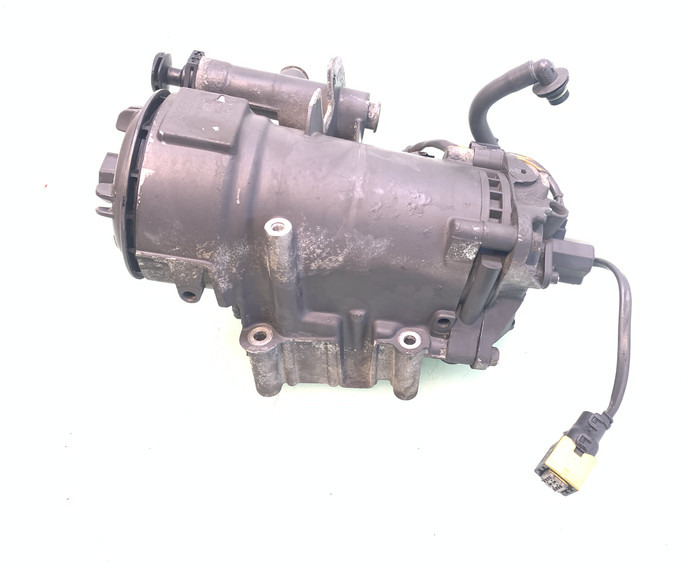 DAF Brandstoffilterhuis DAF 1951941 - Filtre à carburant pour Camion: photos 3 DAF Brandstoffilterhuis DAF 1951941 - Filtre à carburant pour Camion: photos 3