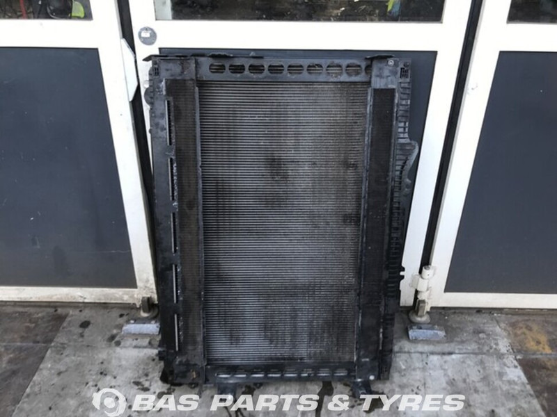 DAF CF Euro 6 - Radiateur pour Camion: photos 2 DAF CF Euro 6 - Radiateur pour Camion: photos 2
