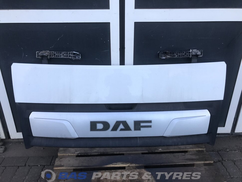 DAF CF Euro 6 - Calandre pour Camion: photos 1 DAF CF Euro 6 - Calandre pour Camion: photos 1