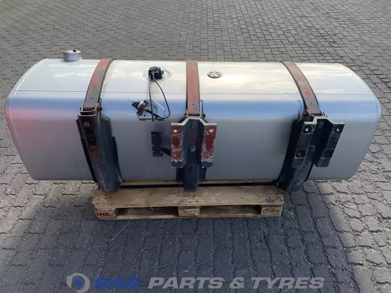 DAF - Réservoir de carburant pour Camion: photos 3 DAF - Réservoir de carburant pour Camion: photos 3