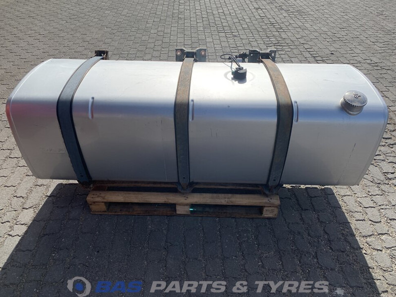 DAF - Réservoir de carburant pour Camion: photos 1 DAF - Réservoir de carburant pour Camion: photos 1