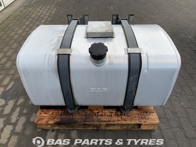 DAF - Réservoir de carburant pour Camion: photos 1 DAF - Réservoir de carburant pour Camion: photos 1