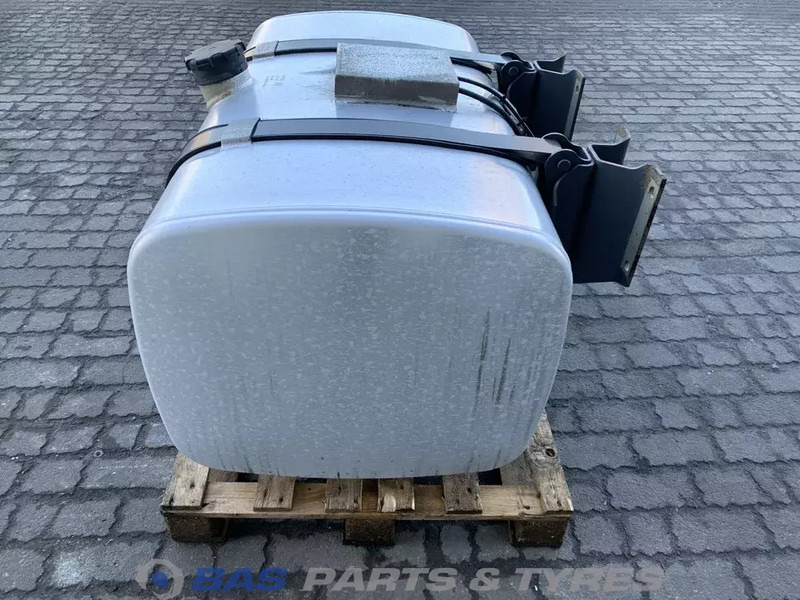 DAF - Réservoir de carburant pour Camion: photos 2 DAF - Réservoir de carburant pour Camion: photos 2