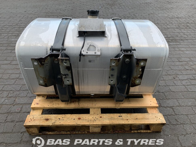 DAF - Réservoir de carburant pour Camion: photos 3 DAF - Réservoir de carburant pour Camion: photos 3
