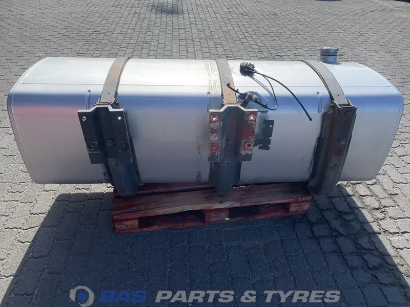 DAF - Réservoir de carburant pour Camion: photos 3 DAF - Réservoir de carburant pour Camion: photos 3