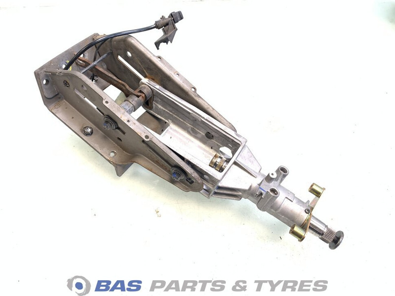 DAF Stuurkolom DAF 1813615 - Colonne de direction pour Camion: photos 1 DAF Stuurkolom DAF 1813615 - Colonne de direction pour Camion: photos 1